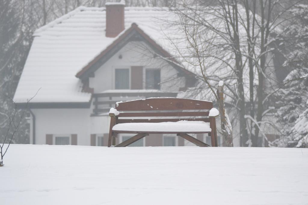 Bed and Breakfast Bobrowa Dolina Ryn  Exterior foto